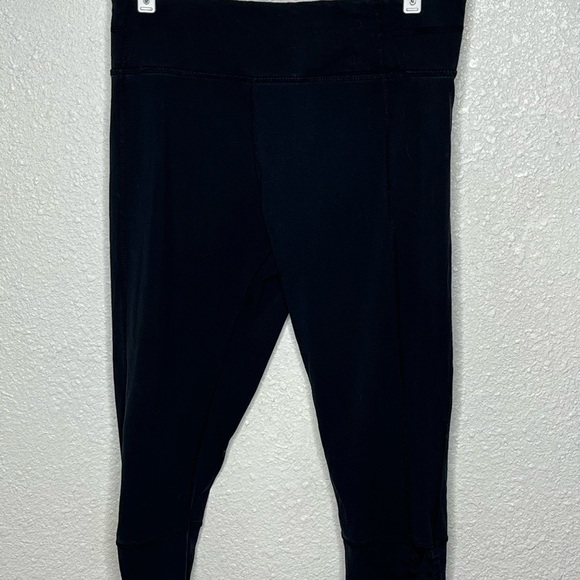 Calvin Klein Elastic waist band with inner front slip in pocket - Picture 2 of 9